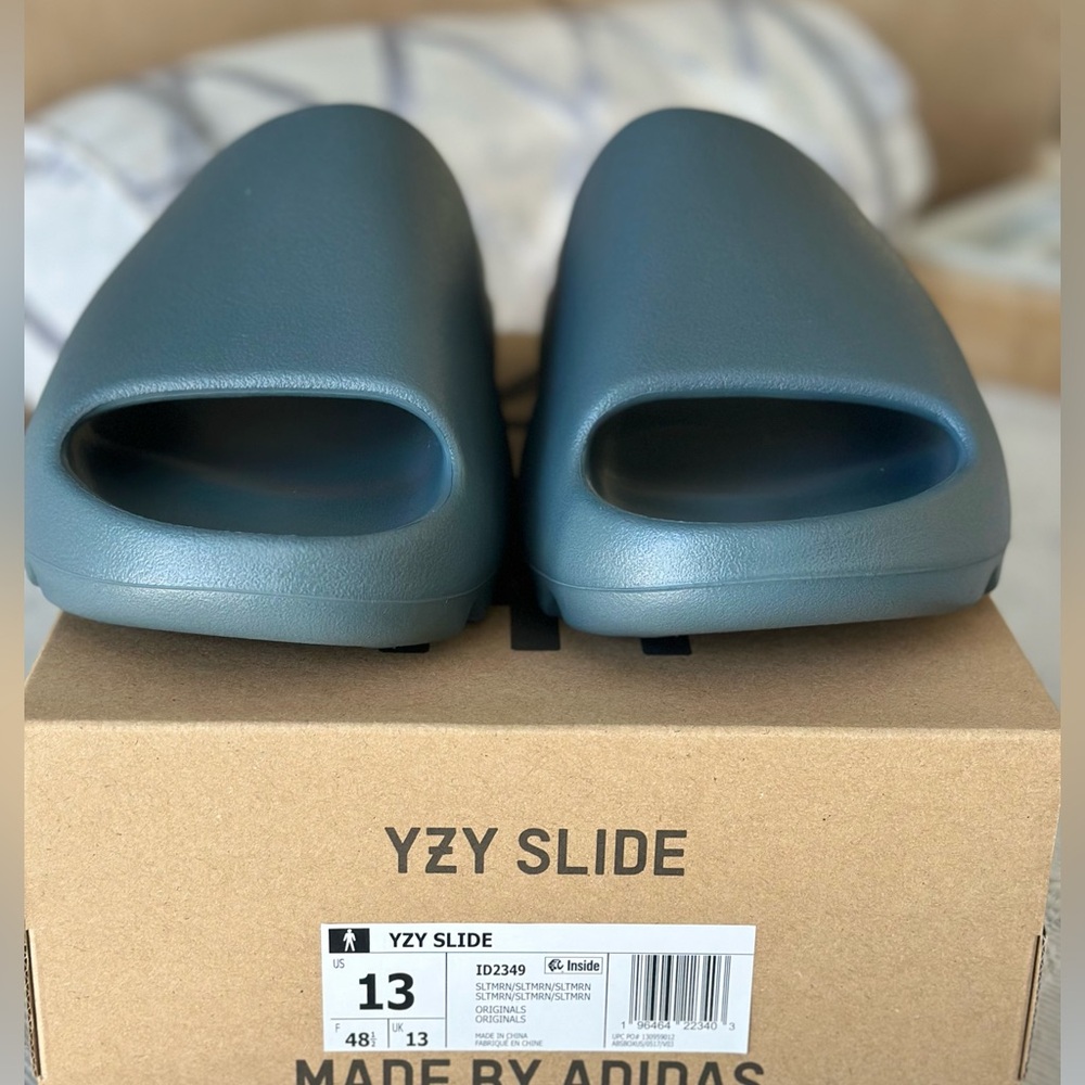 Adidas Yeezy Slides "Slate Marine" Men's Size 13 ID2349
